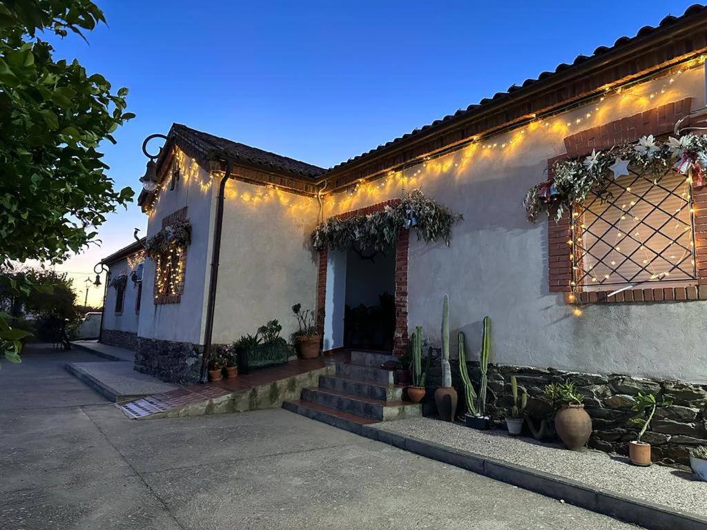 La Casa Barata, Casa Rural Cedillo Exterior photo